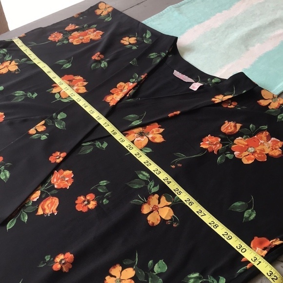 Laurie Felt Los Angeles Floral Print Scarf Blouse - Picture 10 of 12